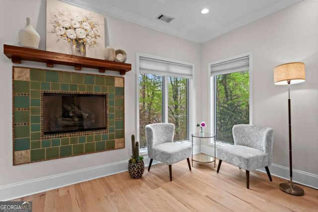 1890 Spalding Drive, Sandy Springs, GA 30350