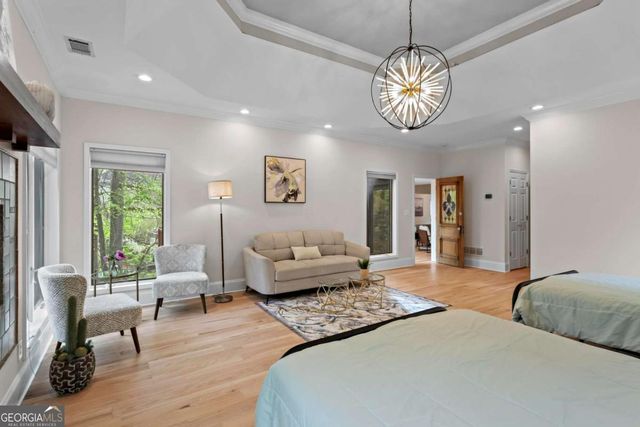 1890 Spalding Drive, Sandy Springs, GA 30350