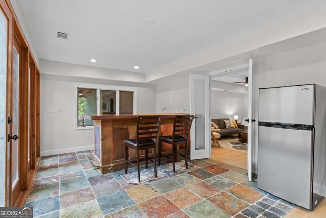 1890 Spalding Drive, Sandy Springs, GA 30350