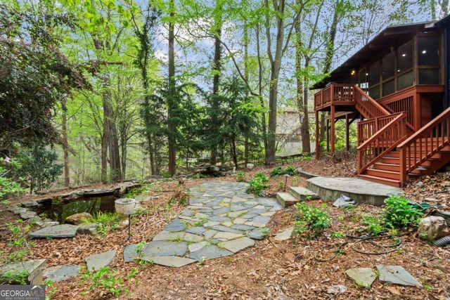 1890 Spalding Drive, Sandy Springs, GA 30350