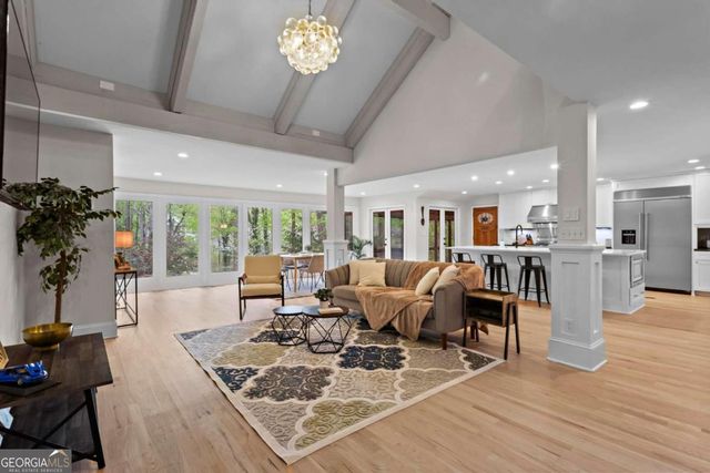 1890 Spalding Drive, Sandy Springs, GA 30350