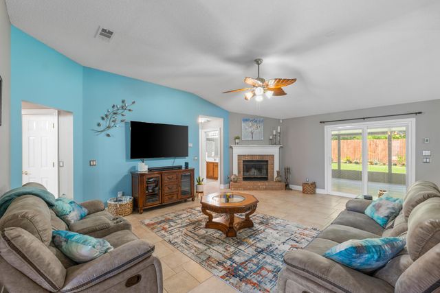 1963 Alfred Boulevard, Navarre, FL 32566
