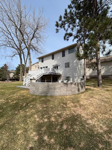 10111 Welcome Avenue N, Brooklyn Park, MN 55443