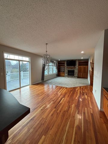 10111 Welcome Avenue N, Brooklyn Park, MN 55443