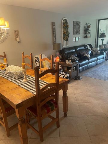 6320 Coral Lake Dr 208, Margate, FL 33063