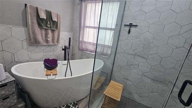 3220 ABIAKA DRIVE, Kissimmee, FL 34743