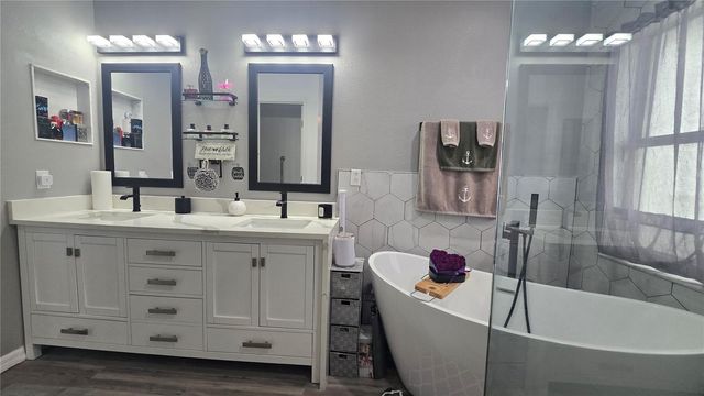 3220 ABIAKA DRIVE, Kissimmee, FL 34743