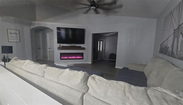 3220 ABIAKA DRIVE, Kissimmee, FL 34743