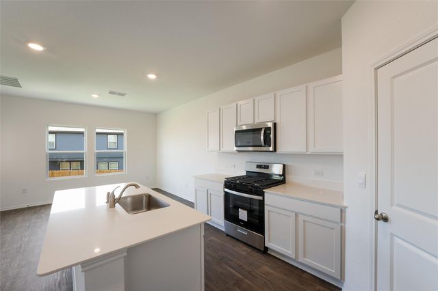 12116 Monarch Wing DR, Mustang Ridge, TX 78610
