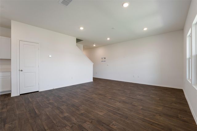 12116 Monarch Wing DR, Mustang Ridge, TX 78610