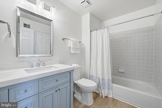 6965 MANAHOAC PL, Gainesville, VA 20155