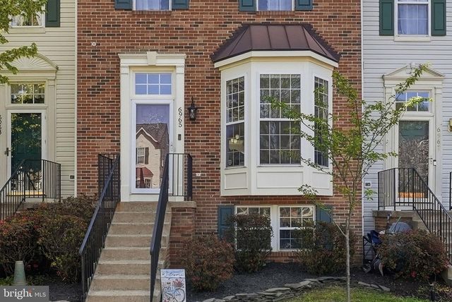 6965 MANAHOAC PL, Gainesville, VA 20155
