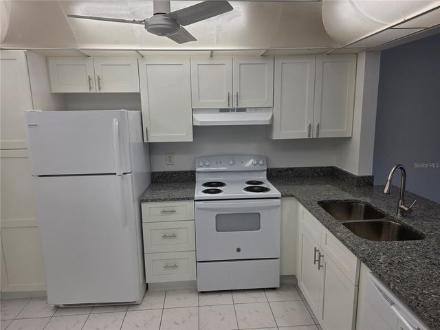 14130 ROSEMARY LANE 2208, Largo, FL 33774