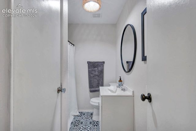 2121 S Corona Avenue, Colorado Springs, CO 80905