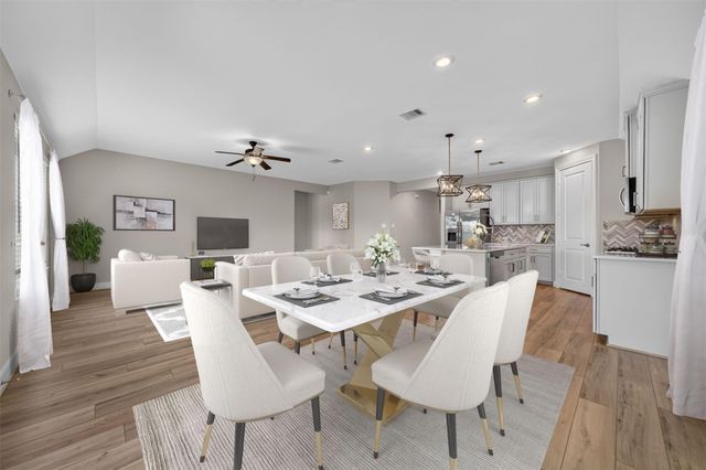 2702 Summer Indigo Trail, Pearland, TX 77089