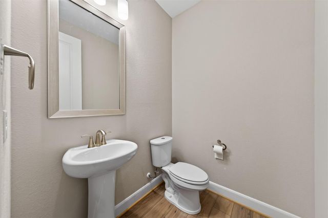 2702 Summer Indigo Trail, Pearland, TX 77089