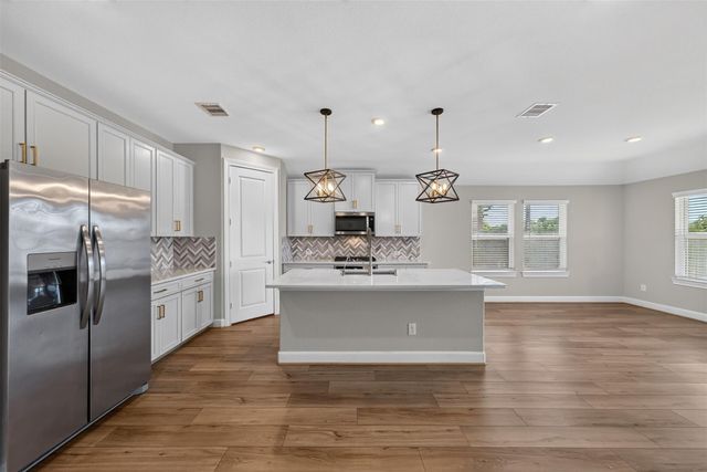 2702 Summer Indigo Trail, Pearland, TX 77089