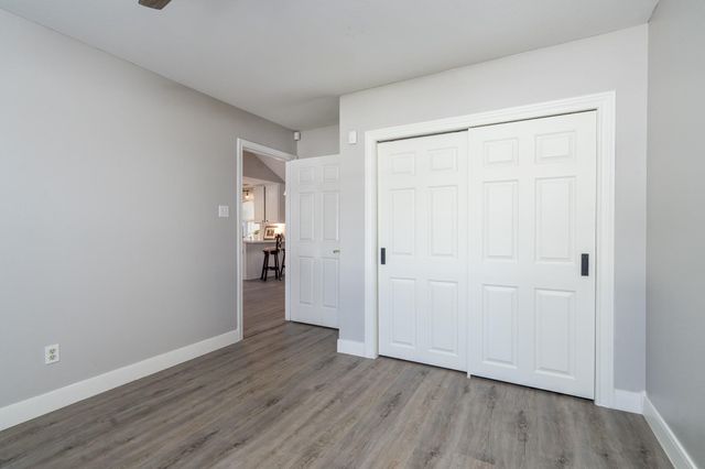 606 S Pine Street, Tomball, TX 77375