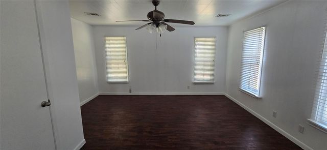 2266 Young Road, Livingston, TX 77351