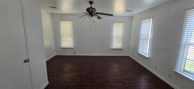 2266 Young Road, Livingston, TX 77351