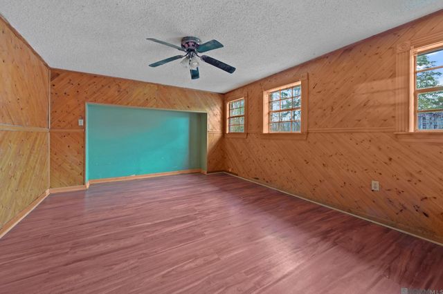 943 Whitehead St, Baker, LA 70714