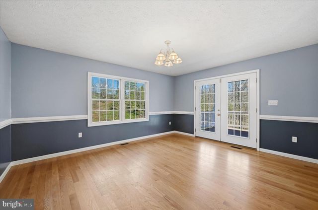 450 FISHEL RD, Winchester, VA 22602