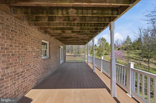 450 FISHEL RD, Winchester, VA 22602