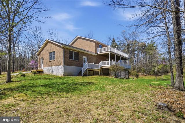 450 FISHEL RD, Winchester, VA 22602