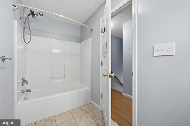 450 FISHEL RD, Winchester, VA 22602