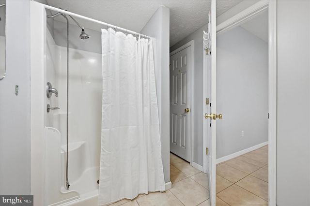 450 FISHEL RD, Winchester, VA 22602