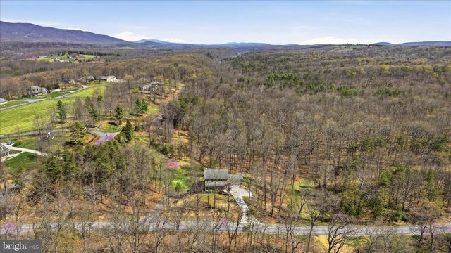 450 FISHEL RD, Winchester, VA 22602