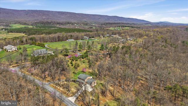 450 FISHEL RD, Winchester, VA 22602