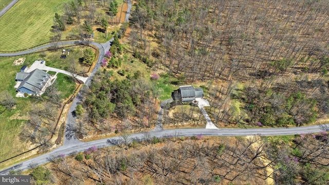 450 FISHEL RD, Winchester, VA 22602