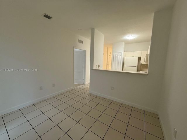 1663 SE 27th Dr 105, Homestead, FL 33035