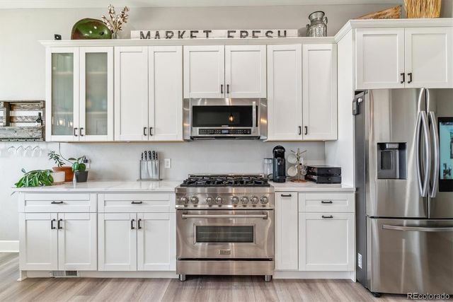 527 Antelope Drive E, Bennett, CO 80102