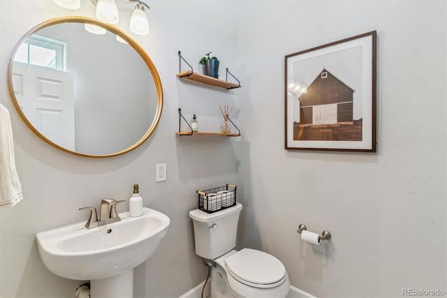 527 Antelope Drive E, Bennett, CO 80102