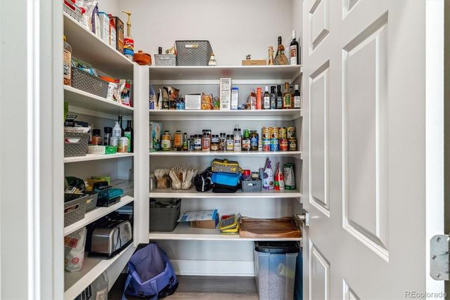 527 Antelope Drive E, Bennett, CO 80102