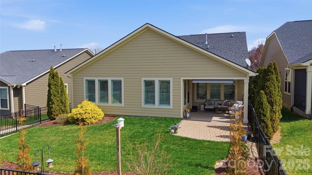 123 Johnson Manor Street, Mooresville, NC 28115