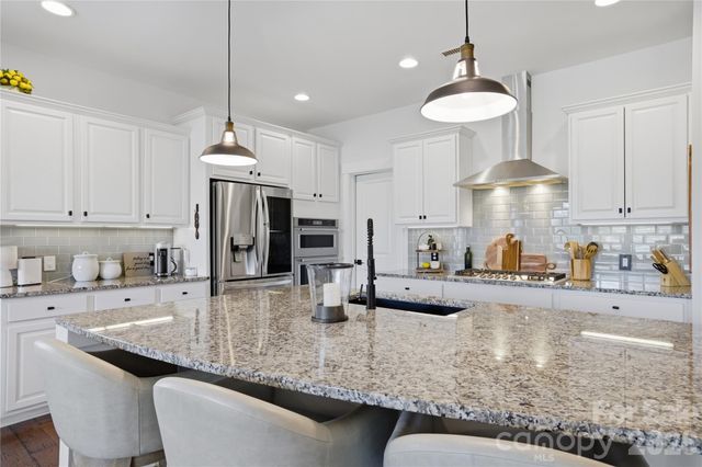 123 Johnson Manor Street, Mooresville, NC 28115