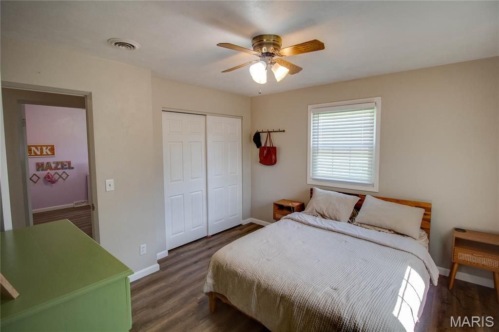 Image 20 of property listing at 429 Texas Boulevard, Bethalto, IL 62010