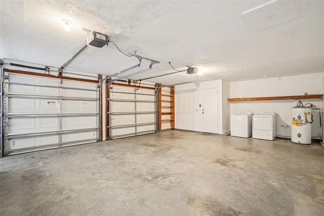 4218 WATER OAKS LANE, Tampa, FL 33618