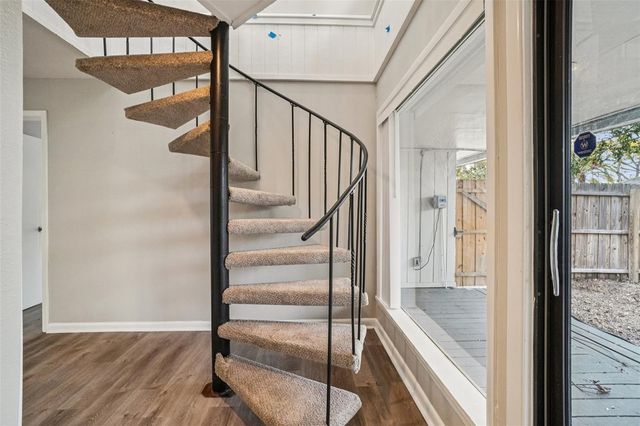 4218 WATER OAKS LANE, Tampa, FL 33618