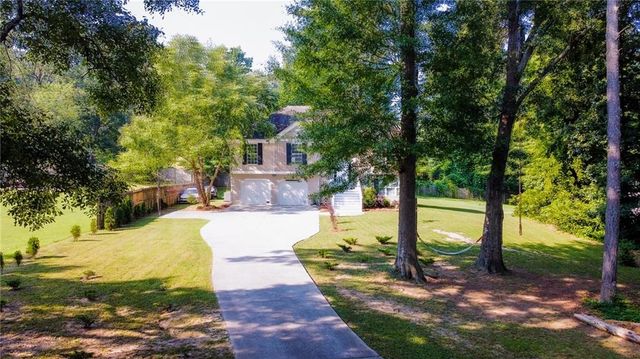 6277 N Sweetwater Road, Lithia Springs, GA 30122