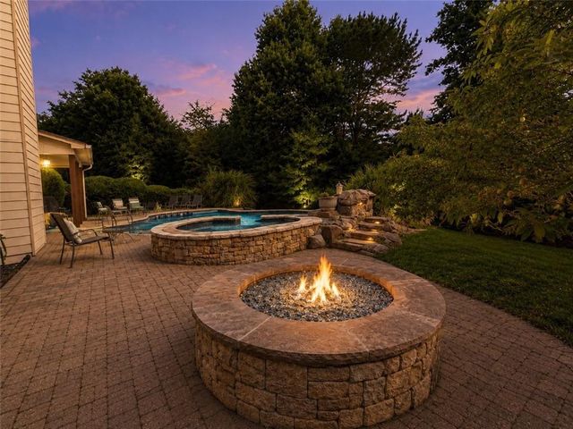 110 Northlake Trail, Canton, GA 30114