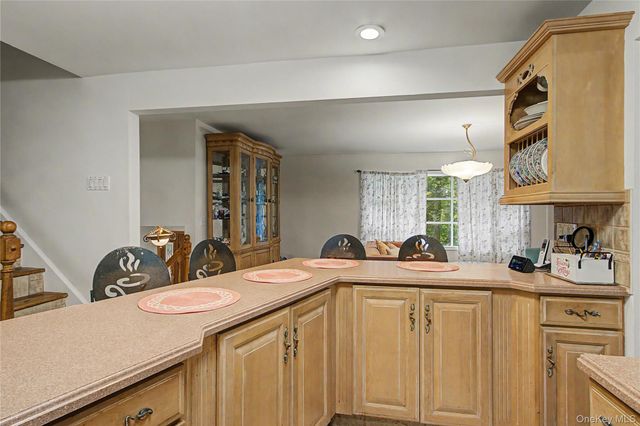 21 Blueberry Lane, Stormville, NY 12582