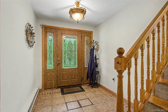 21 Blueberry Lane, Stormville, NY 12582