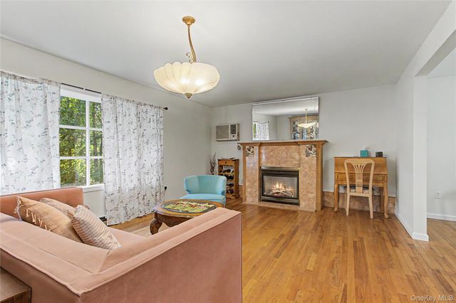 21 Blueberry Lane, Stormville, NY 12582