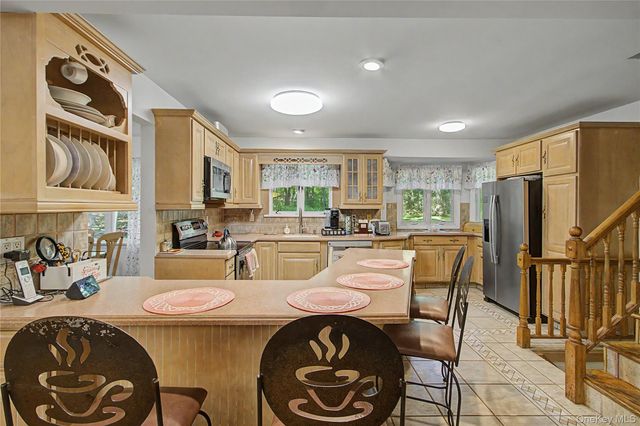 21 Blueberry Lane, Stormville, NY 12582