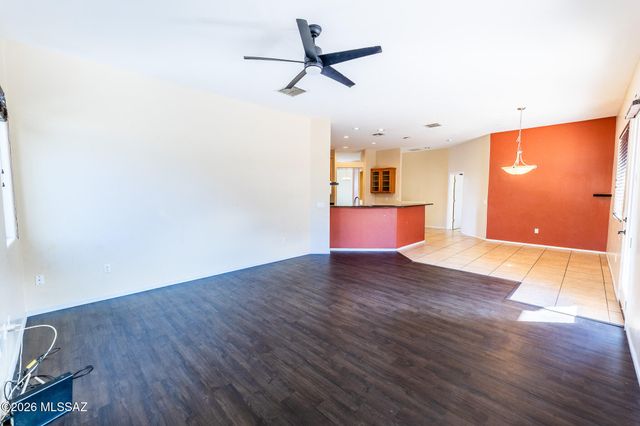 1102 E Mud Spring Canyon Lane, Sahuarita, AZ 85629