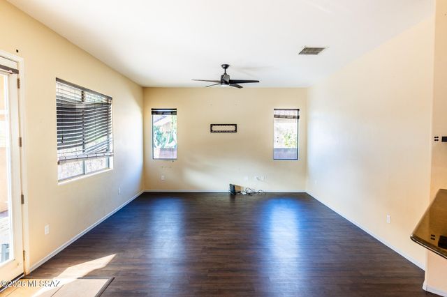 1102 E Mud Spring Canyon Lane, Sahuarita, AZ 85629